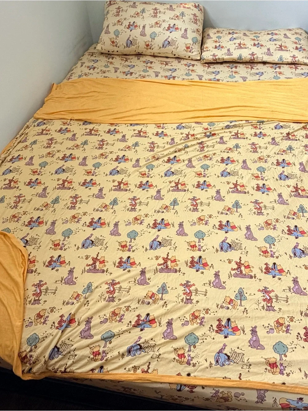 LS Winnie the Pooh 4 pieces set new customized set for queen bed